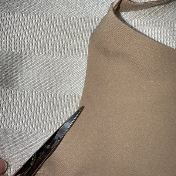 Honeylove Crossover Bra Size XL Beige Nude Tan LWBR0302 Wireless Removable Pads - Picture 11 of 13